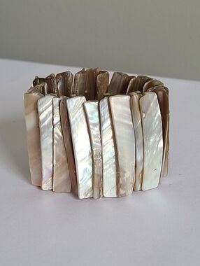 Vintage Boho Abalone Mother of Pearl Shell Wide Stretch Bracelet